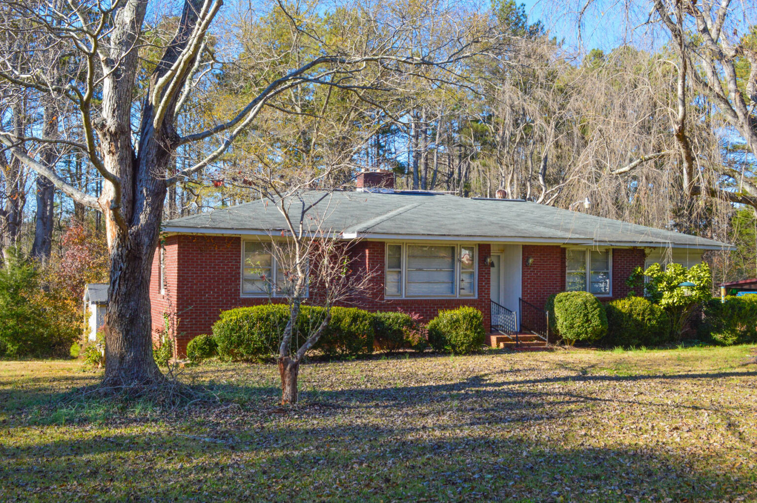 14.31 Acres With Brick House In District 7 Metcalf Land Company Inc