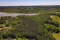 13 Acres On Lake Bowen