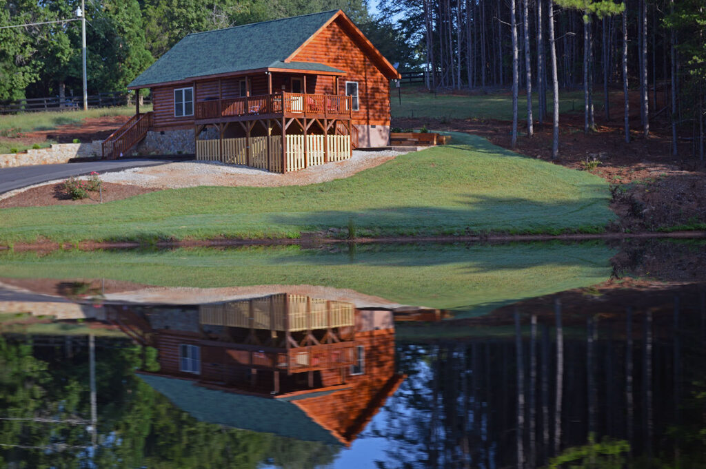 Cabin at the lake in South Carolina